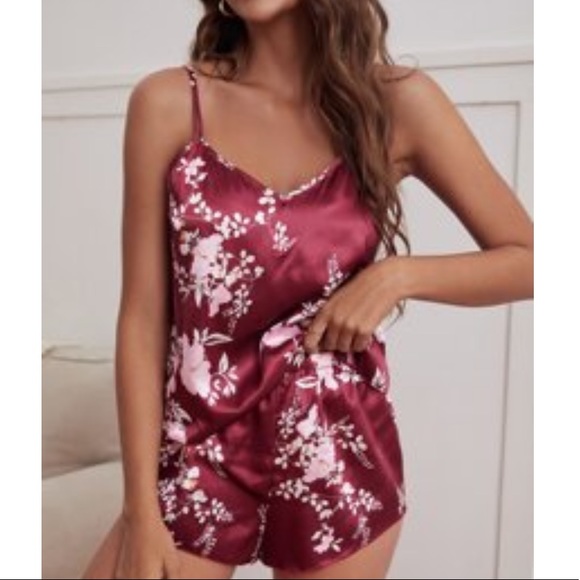 SATIN FLORAL LARGE LINGERIE CAMI SHORTS SET NWT - Picture 2 of 5